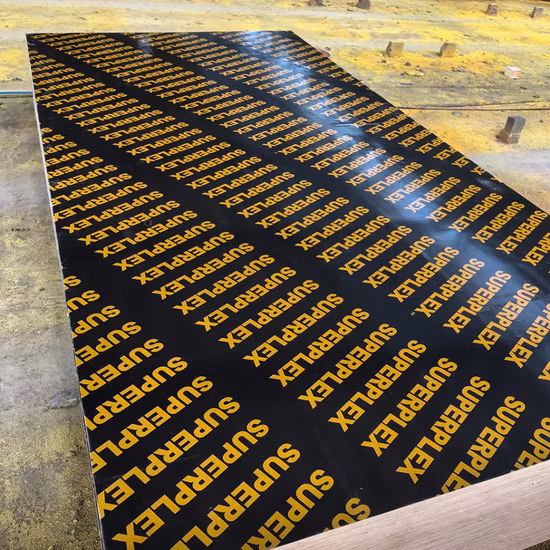 Строительный материал из фанеры с сращенной пленкой для строительства.